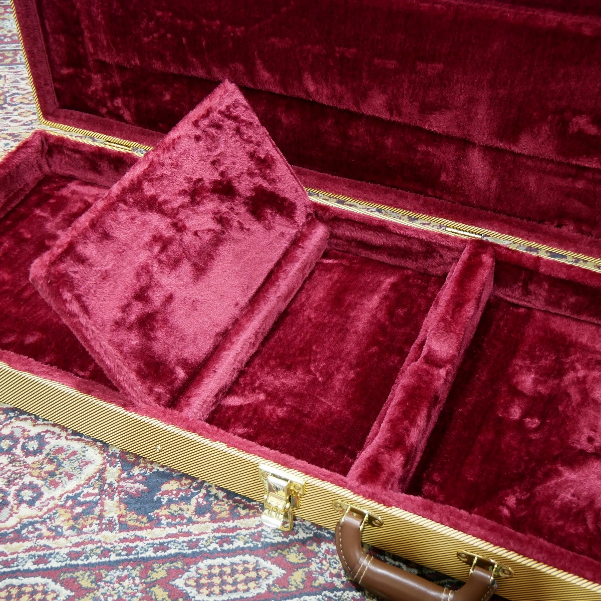 Crews Maniac Sound BA-200 YS / Crews Original Hard Case for Bass