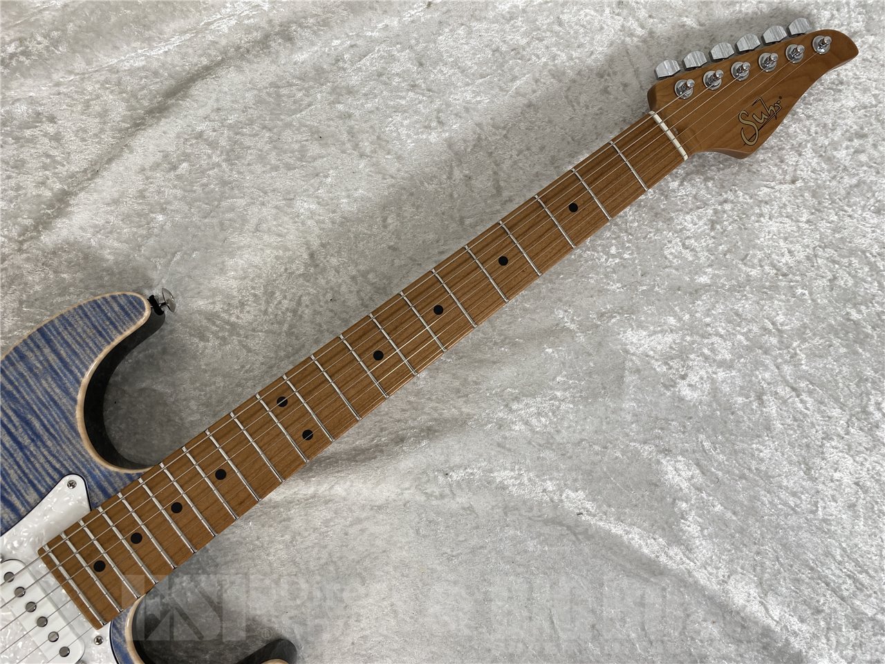 Suhr Standard Plus (Faded Trans Whale Blue Burst / Roasted Maple