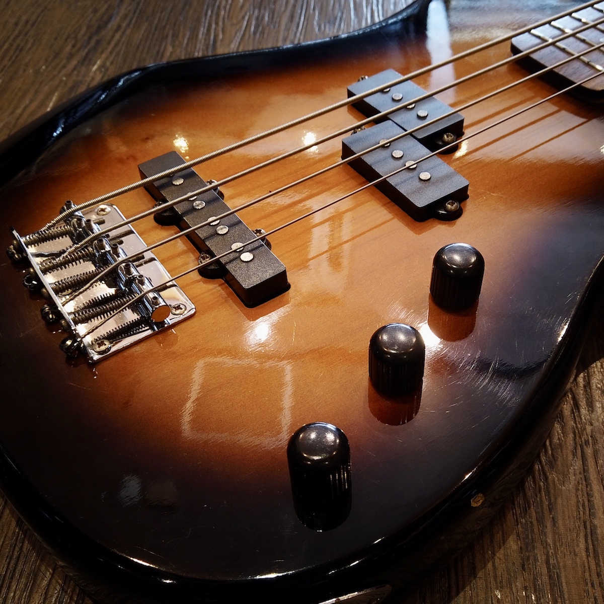 Aria Pro II Mad Axe PJ（中古/送料無料）【楽器検索デジマート】