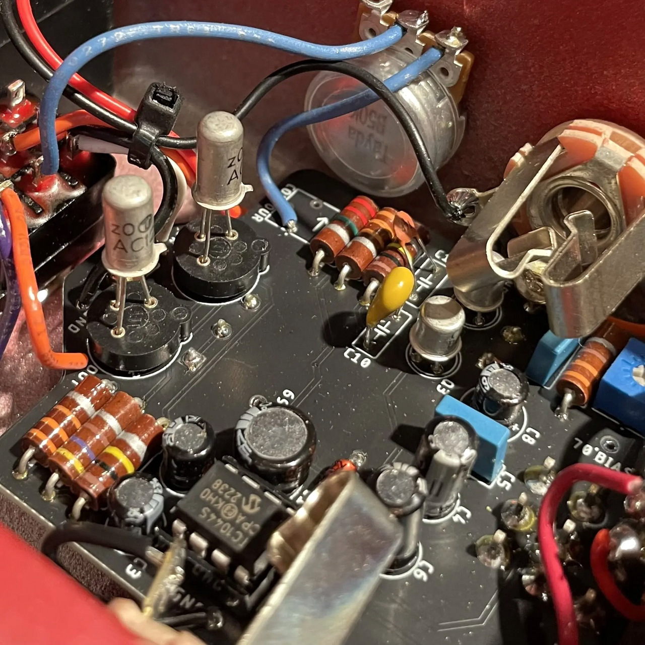 Tru-Fi Two Face Custom Red 【国内在庫希少】（新品/送料無料）【楽器