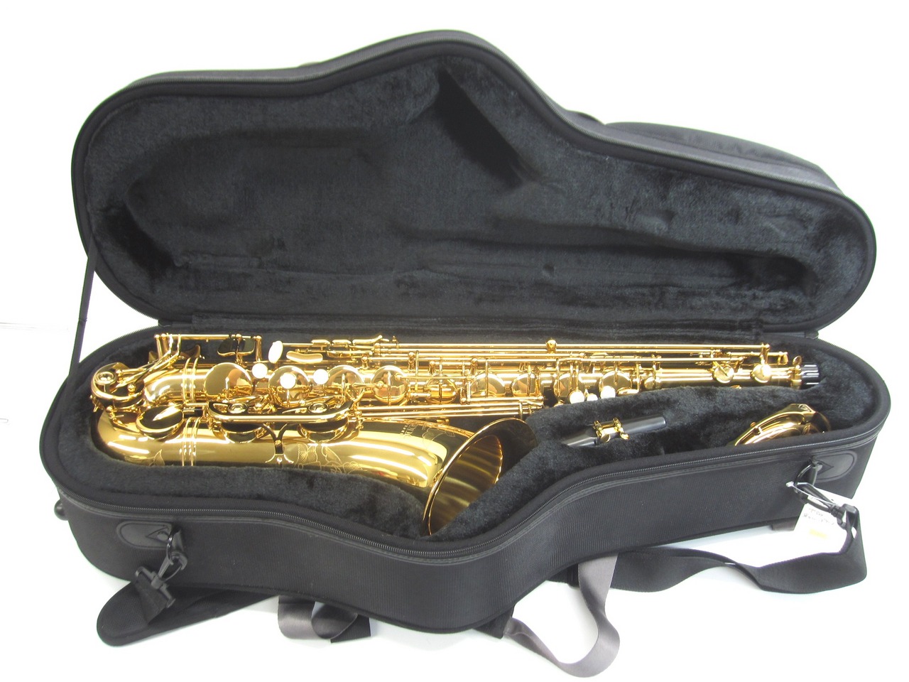 Antigua PROONE テナーサックス 本体中古 Antigua PRO ONE T.Sax テナーサックス マウスピース付属（中古/送料