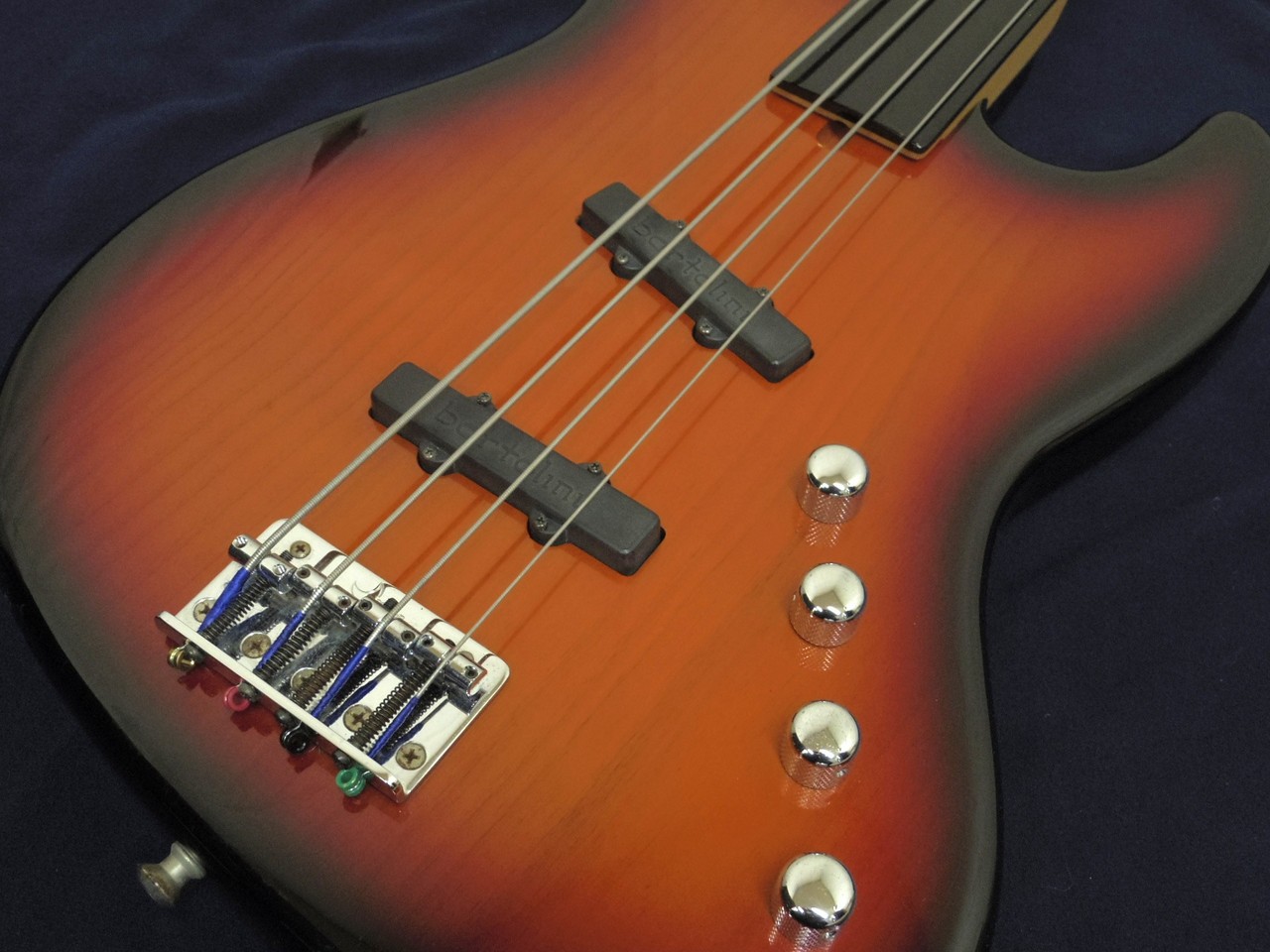 Moon JJ-4 FRETLESS（中古）【楽器検索デジマート】