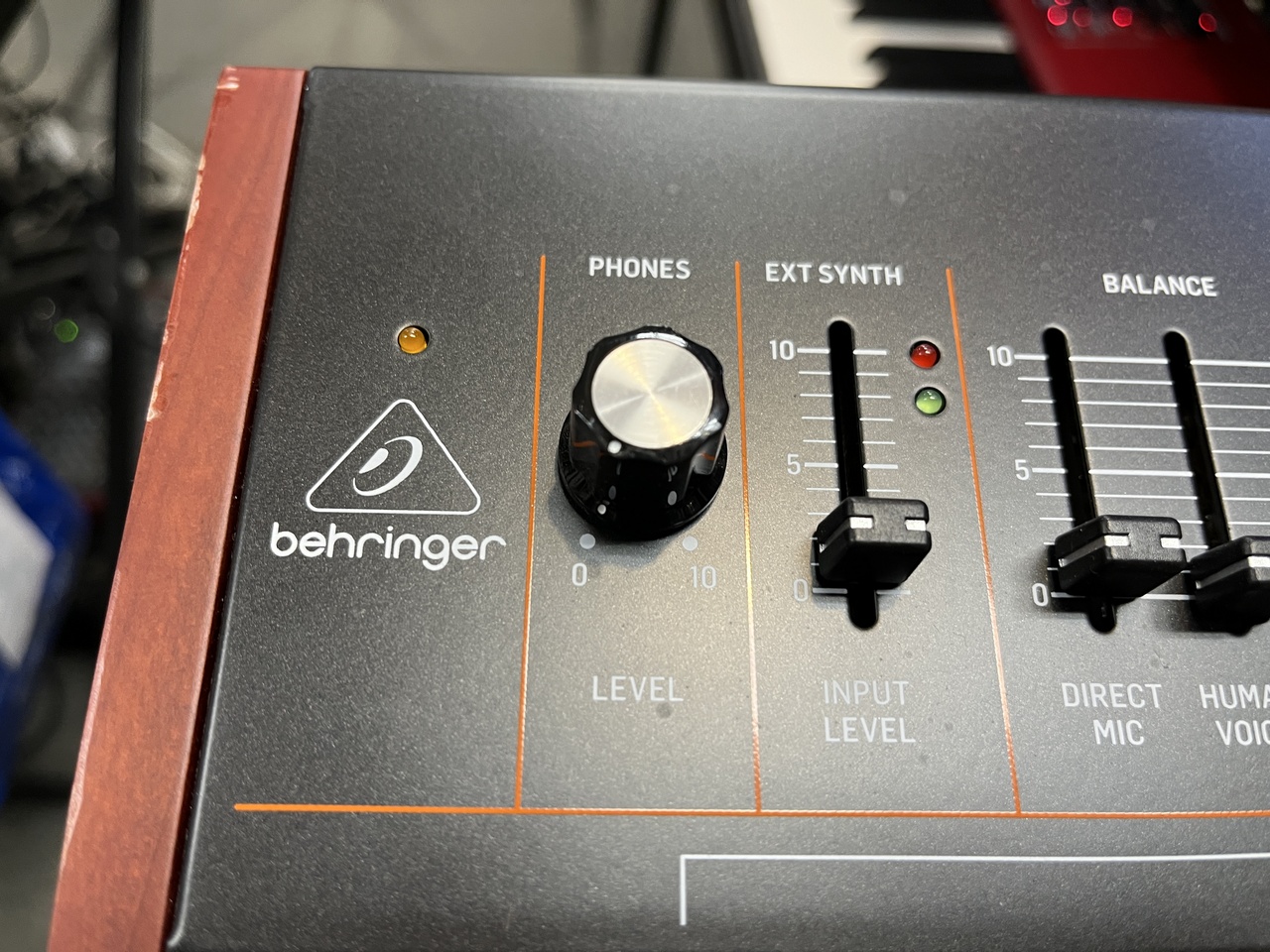 BEHRINGER VC340 VOCODER【中古】（中古）【楽器検索デジマート】