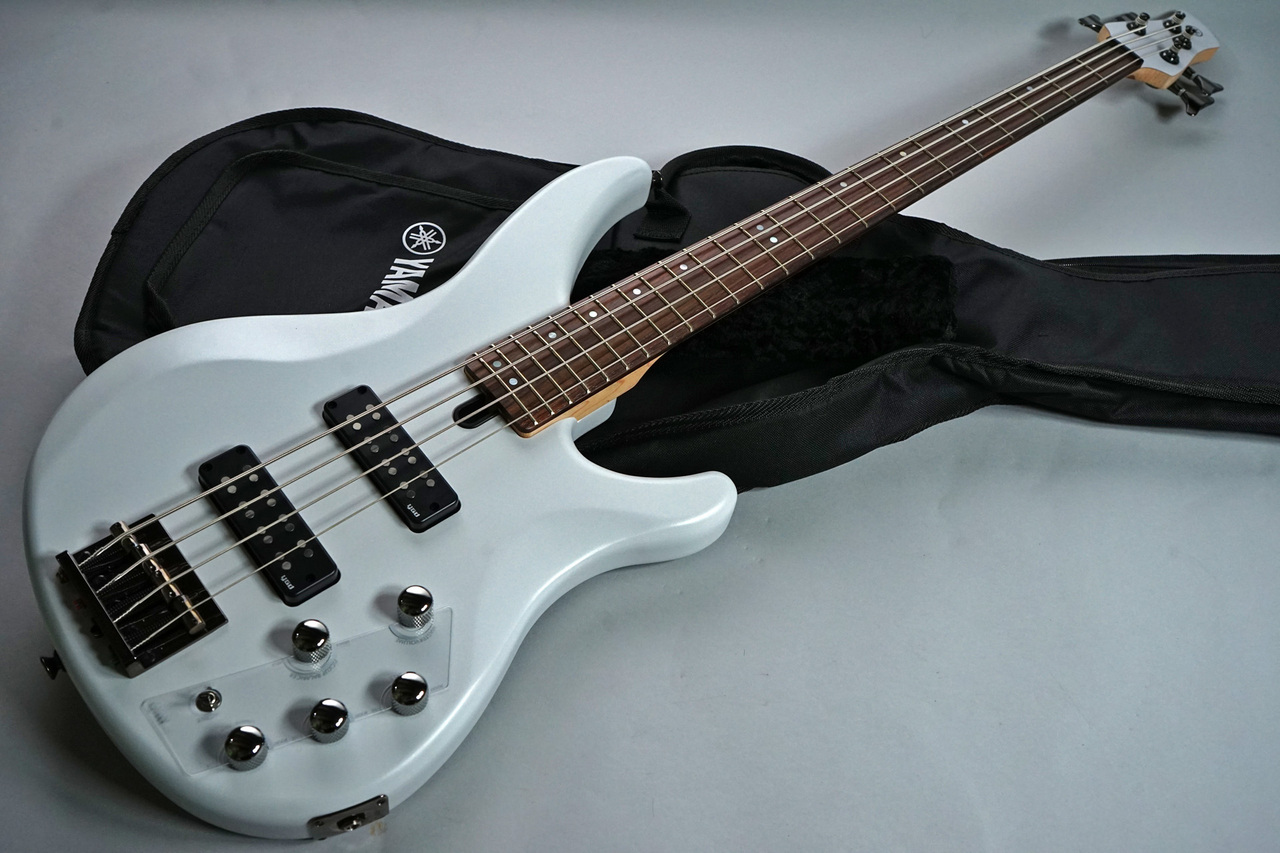 YAMAHA TRBX504 Translucent White 重量3.64Kg 現物写真（新品