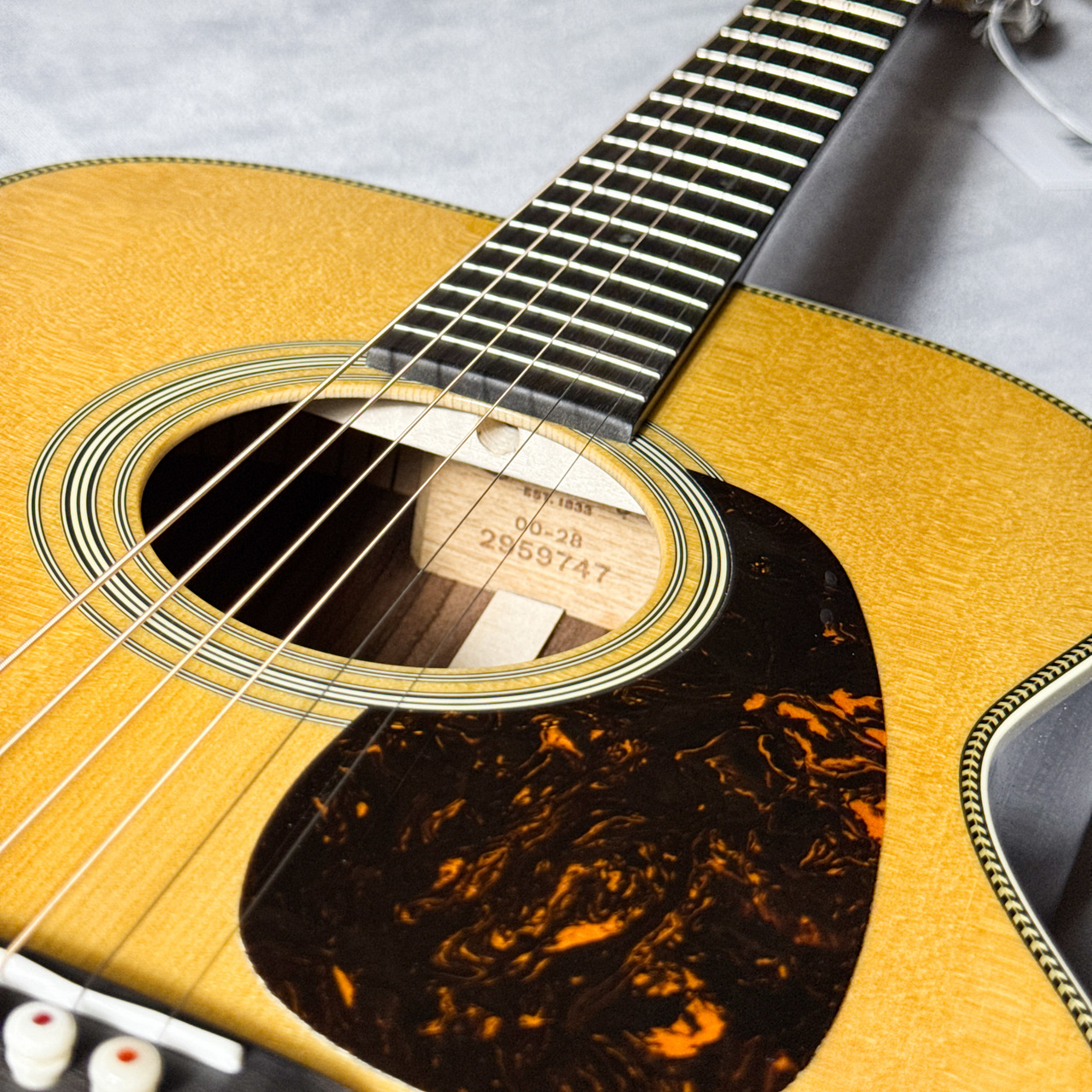 専用 Martin D-28 シリアルナンバー入り 木製プレート 専用 Martin D-28 シリアルナンバー入り 木製プレート - メルカリ