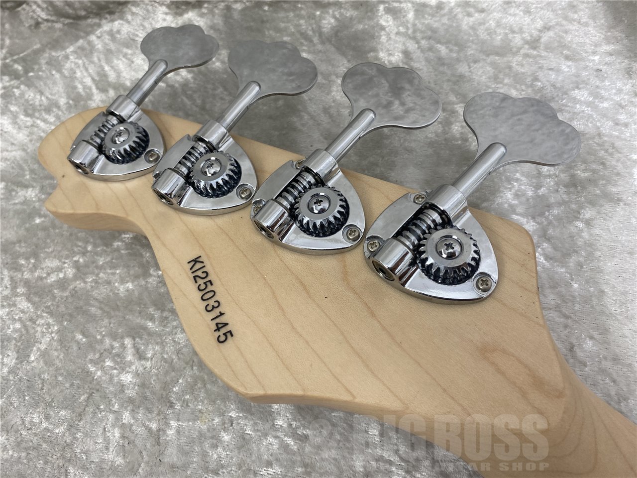 Killer KB-Criminal Bass (3 tone sunburst)（新品/送料無料）【楽器