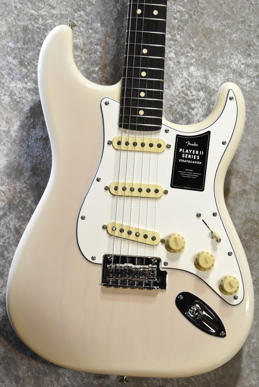 Fender Stratocaster Player II 軽量 Fender Player II Stratocaster Aged Cherry Burst【3.08kg