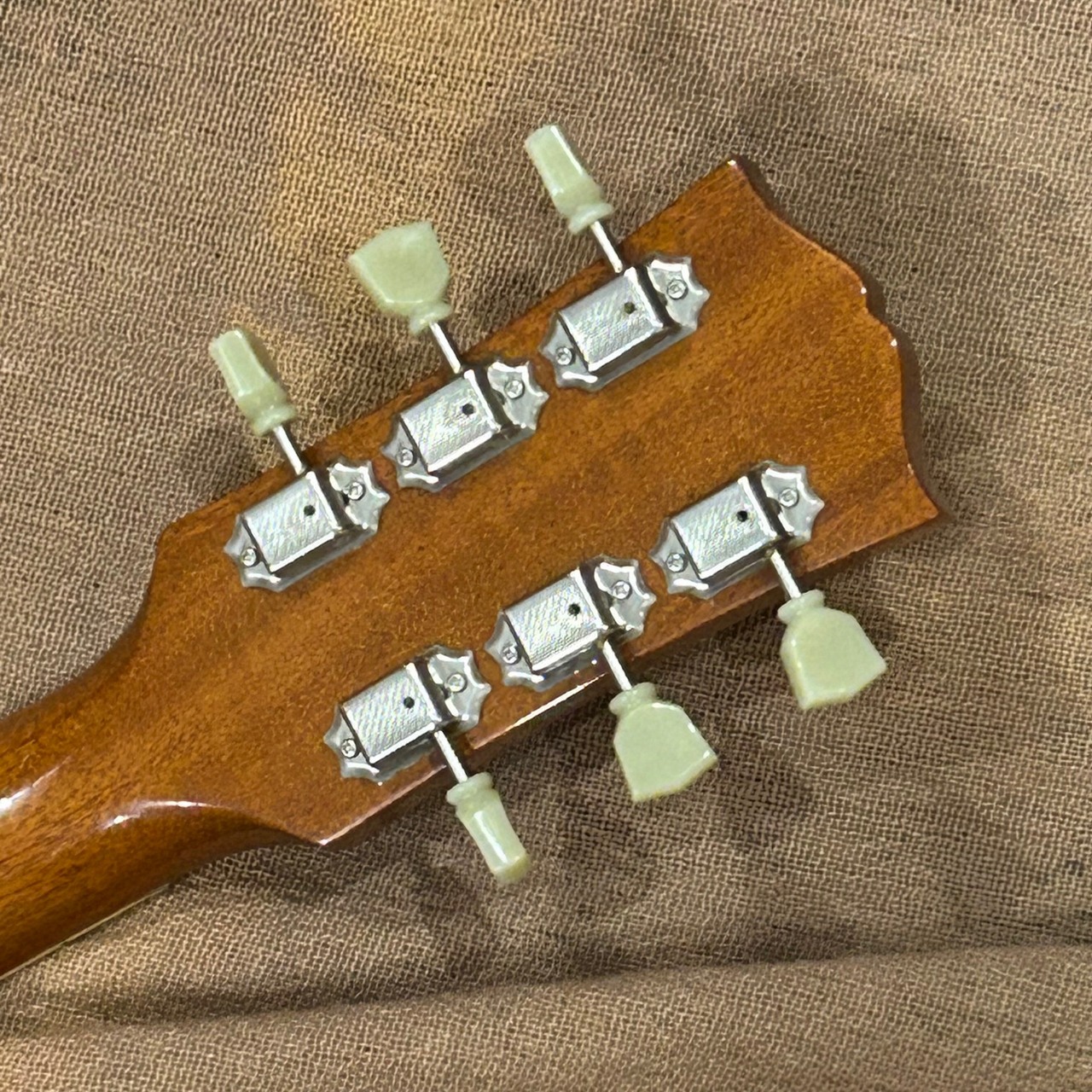 Archtop Tribute AT175 Prototype LAN(Light Amber Natural)（中古