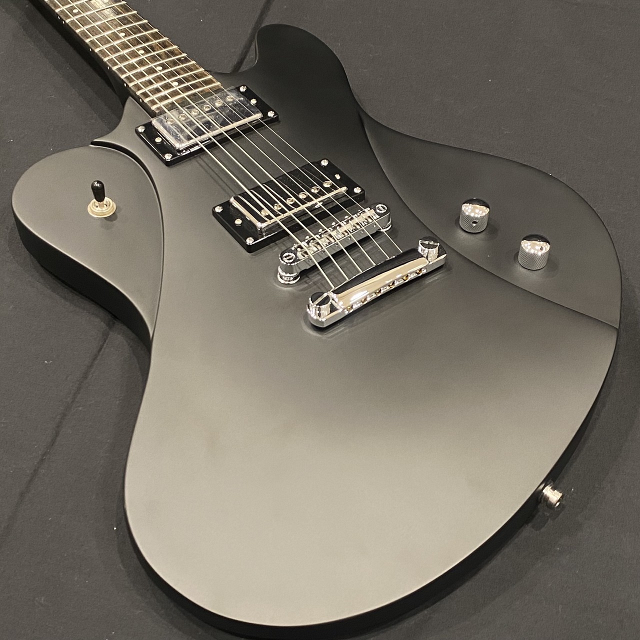 【極美品】Framus D-Series Idolmaker Solid Framus D-Series Idolmaker - Solid Black Satin