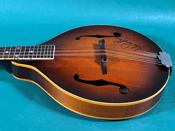 Gibson A-50（ビンテージ）【楽器検索デジマート】