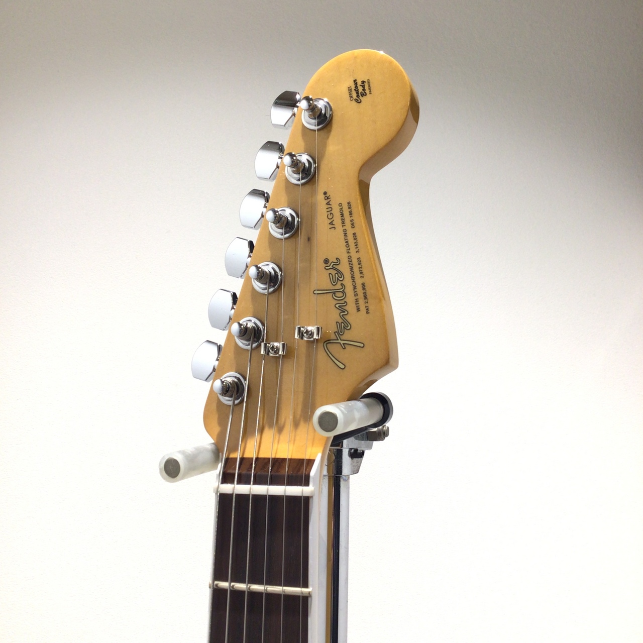 Fender Kurt Cobain Jaguar / 3-Color Sunburst（新品/送料無料