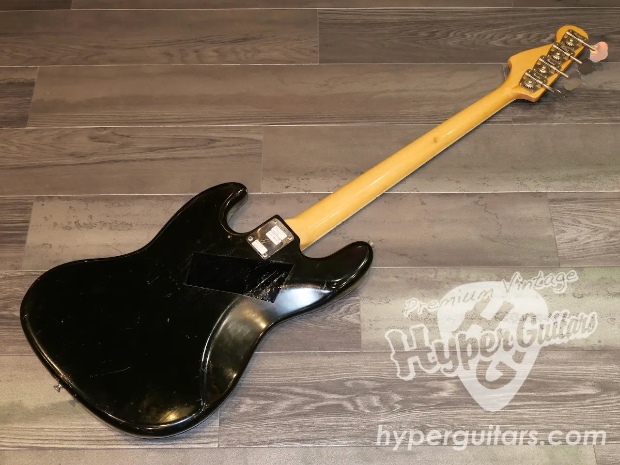 ジャズベース　ビンテージ風 Fender New American Vintage 74 Jazz Bass Natural ｜平野楽器