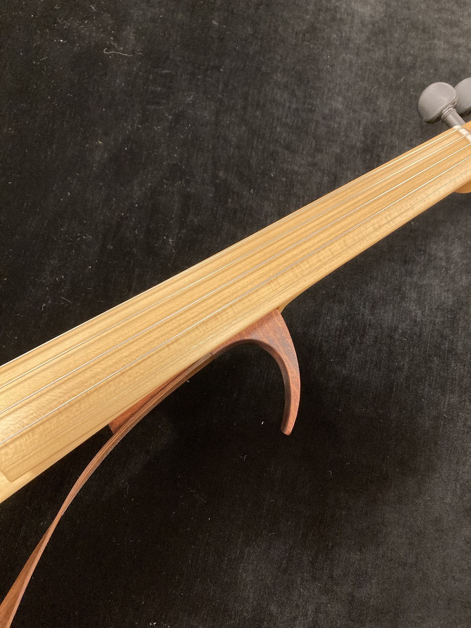 YAMAHA YEV105PRO 5弦エレキヴァイオリン YAMAHA YEV105PRO NATURAL AND BLACK ナチュラル＆ブラック 5弦