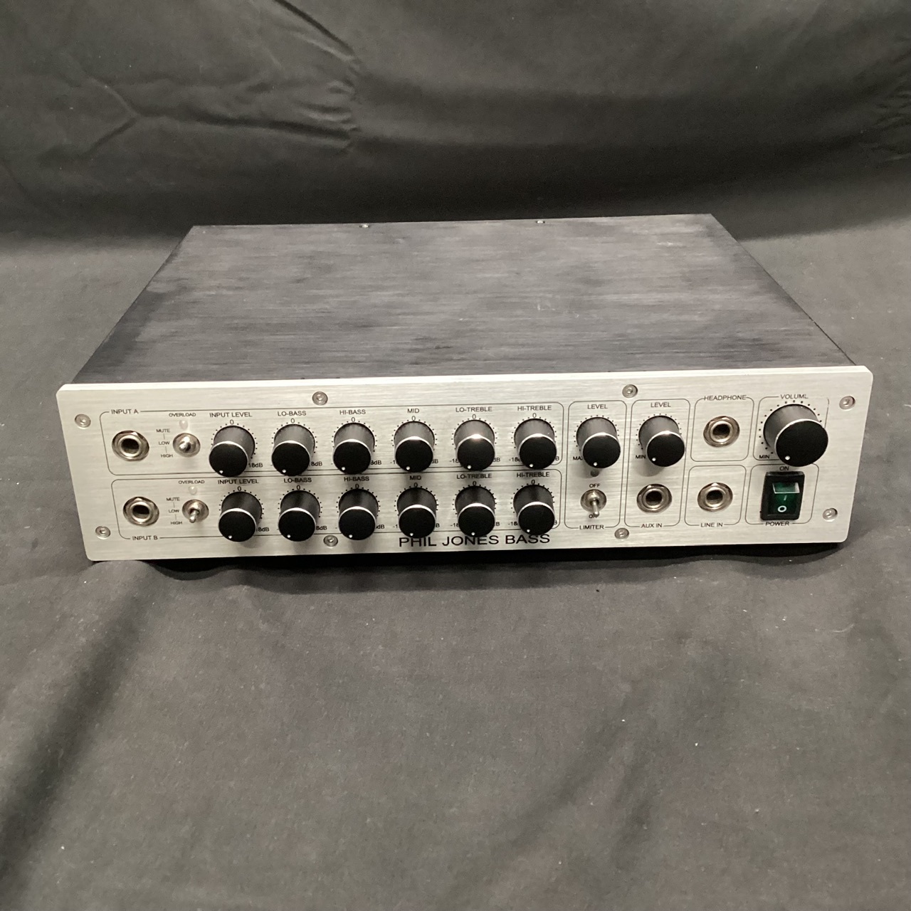 ベース Phil Jones Bass D-600 D-600 Bass Amplifier – Factory Demonstration Model – B