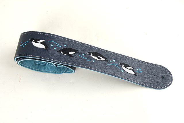 Grande uomo G-Standard 空飛ぶペンギン刺繍ストラップ ネイビー（新品