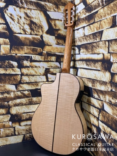 ARIA アリア Model:A-112CWE カッタウェイ エレガット 松・メイプル