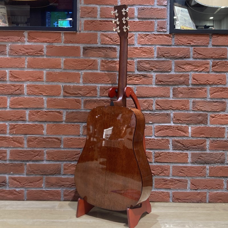 Martin CTM D-18】”シン・フィニッシュ” 極薄ラッカー仕上げの
