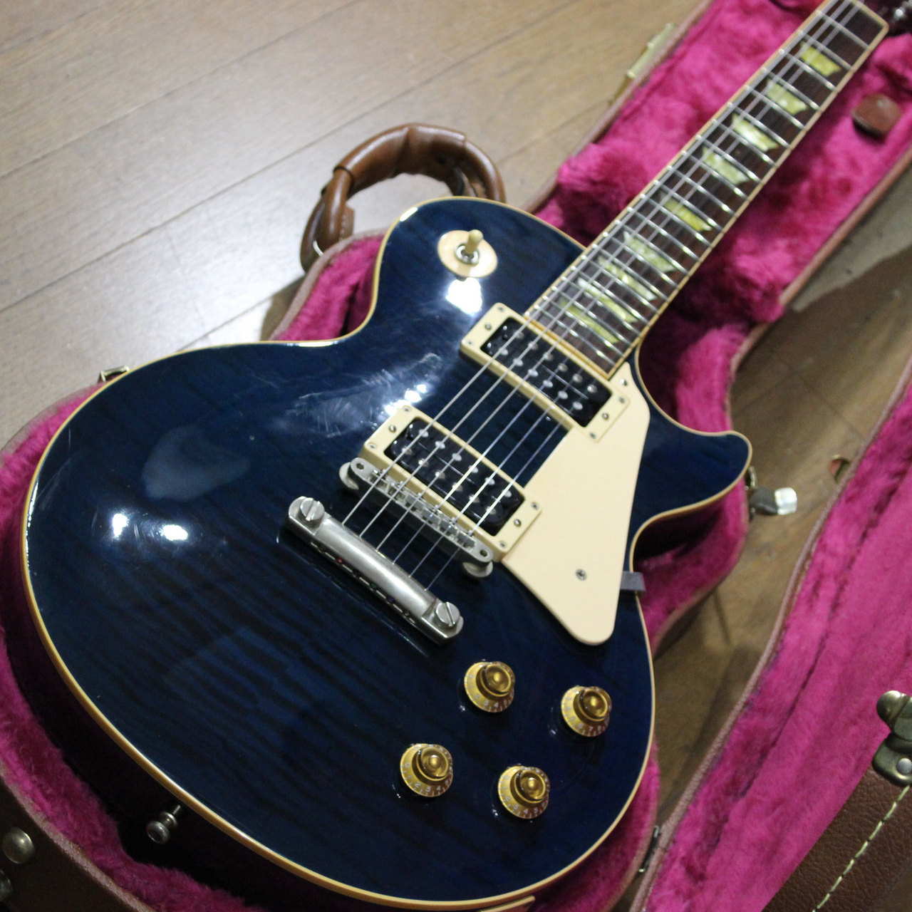 Gibson Les Paul Classic Plus Manhattan Midnightレスポール