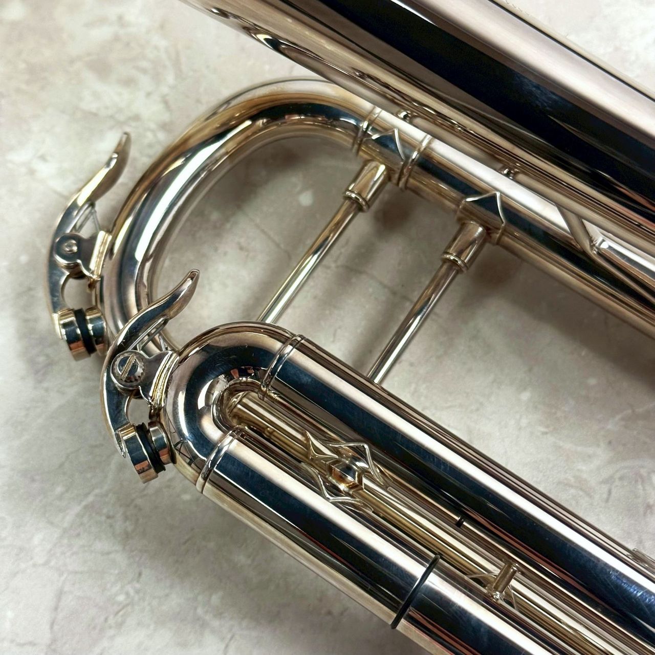 Bach TR400SP シルバープレート仕上げ B♭ トランペット（新品特価