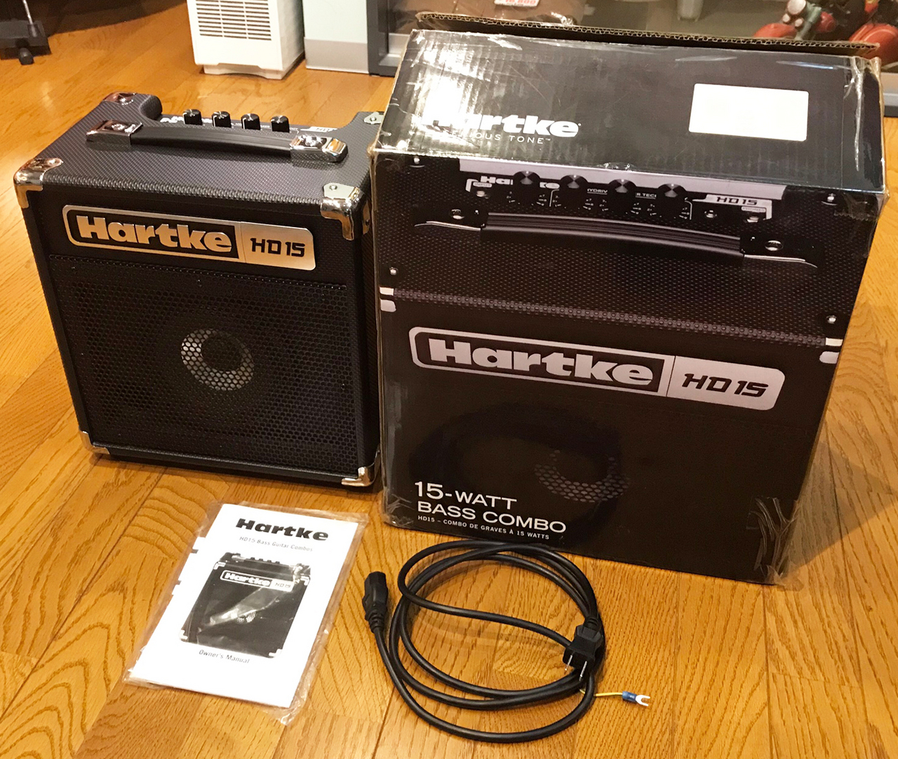 ベースアンプ　Hartke HD15