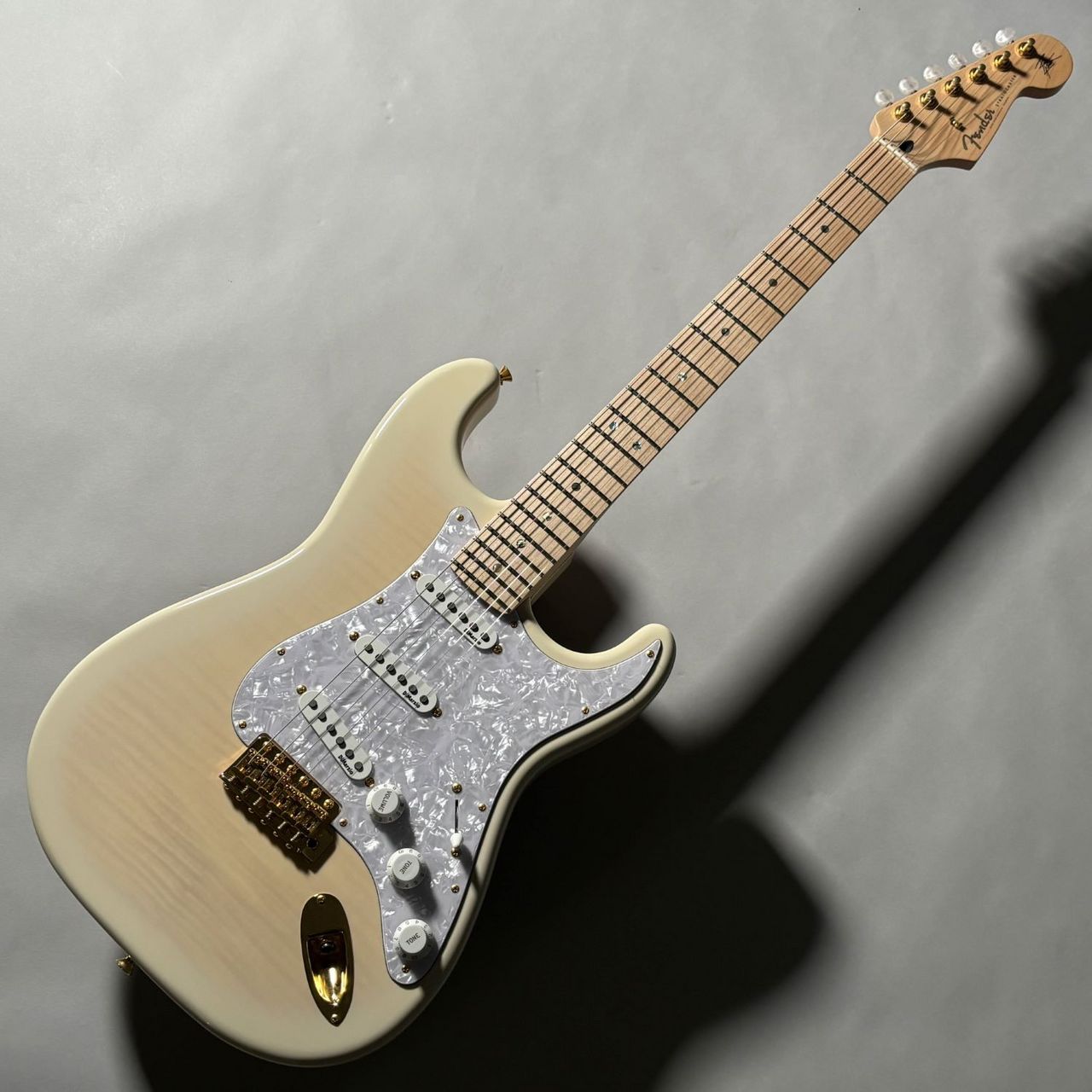 Fender kotzen リッチーコッツェン ストラトキャスター Fender Ritchie Kotzen Stratocaster See-through White Burst