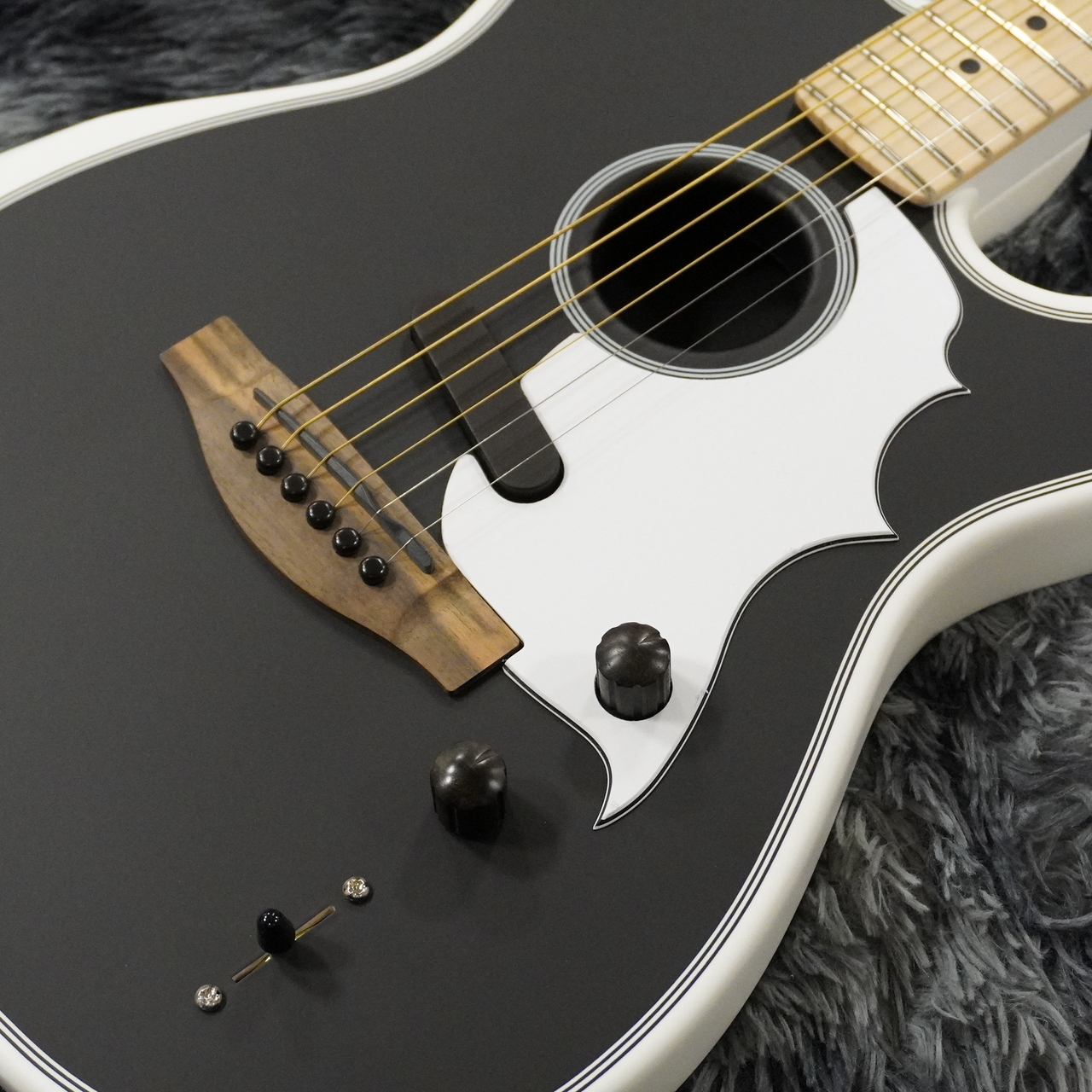 Fender Limited Edition Jack White Triplesonic Acoustasonic