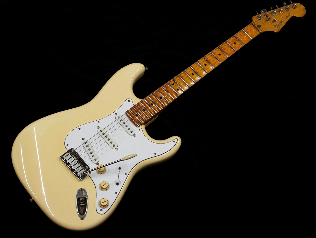 Fender American Standard Stratocaster (Scalloped Fingerboard