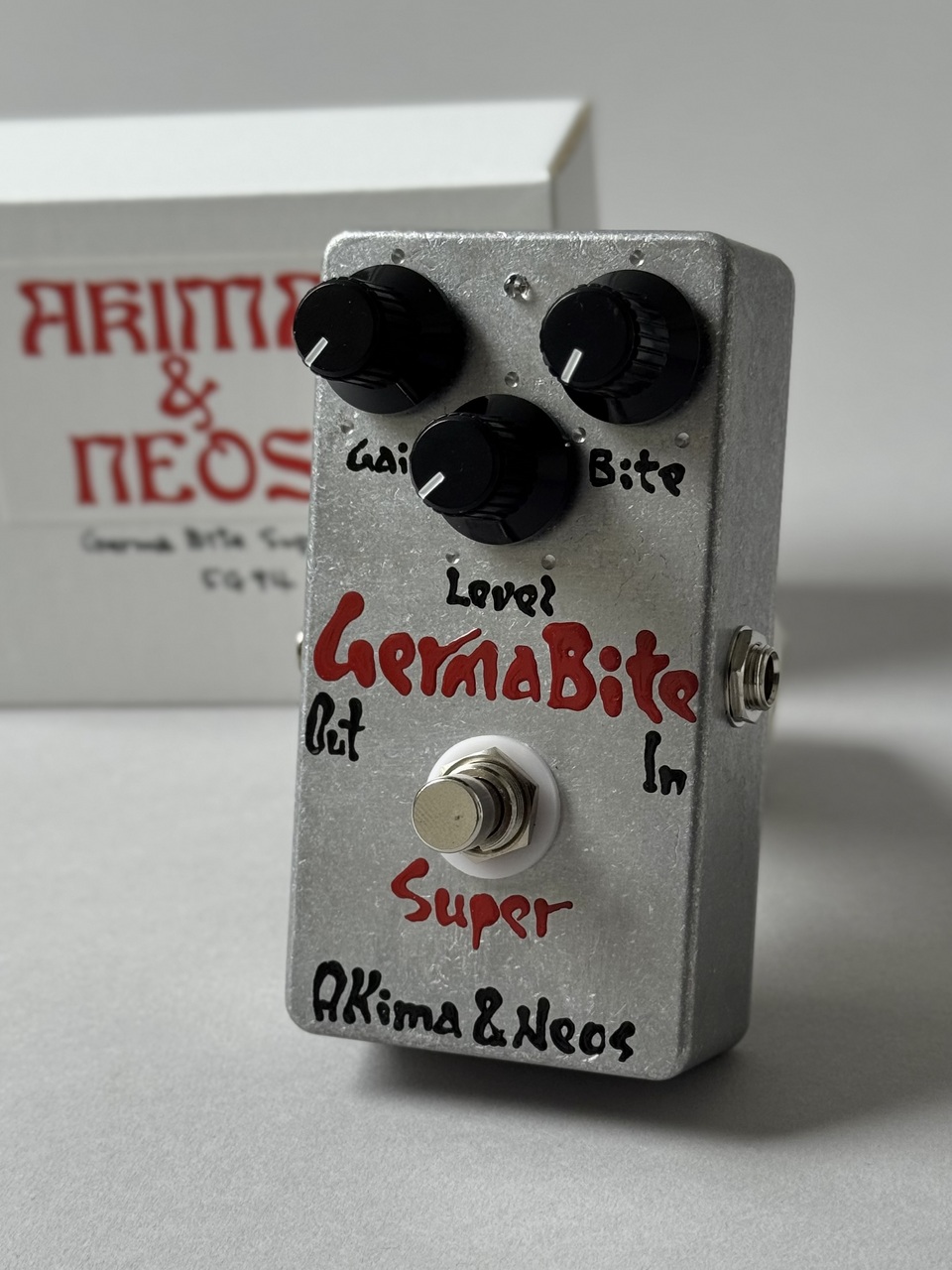AKIMA&NEOS Germa Bite Super #5G94《ファズ・ペダル》【店頭未展示品