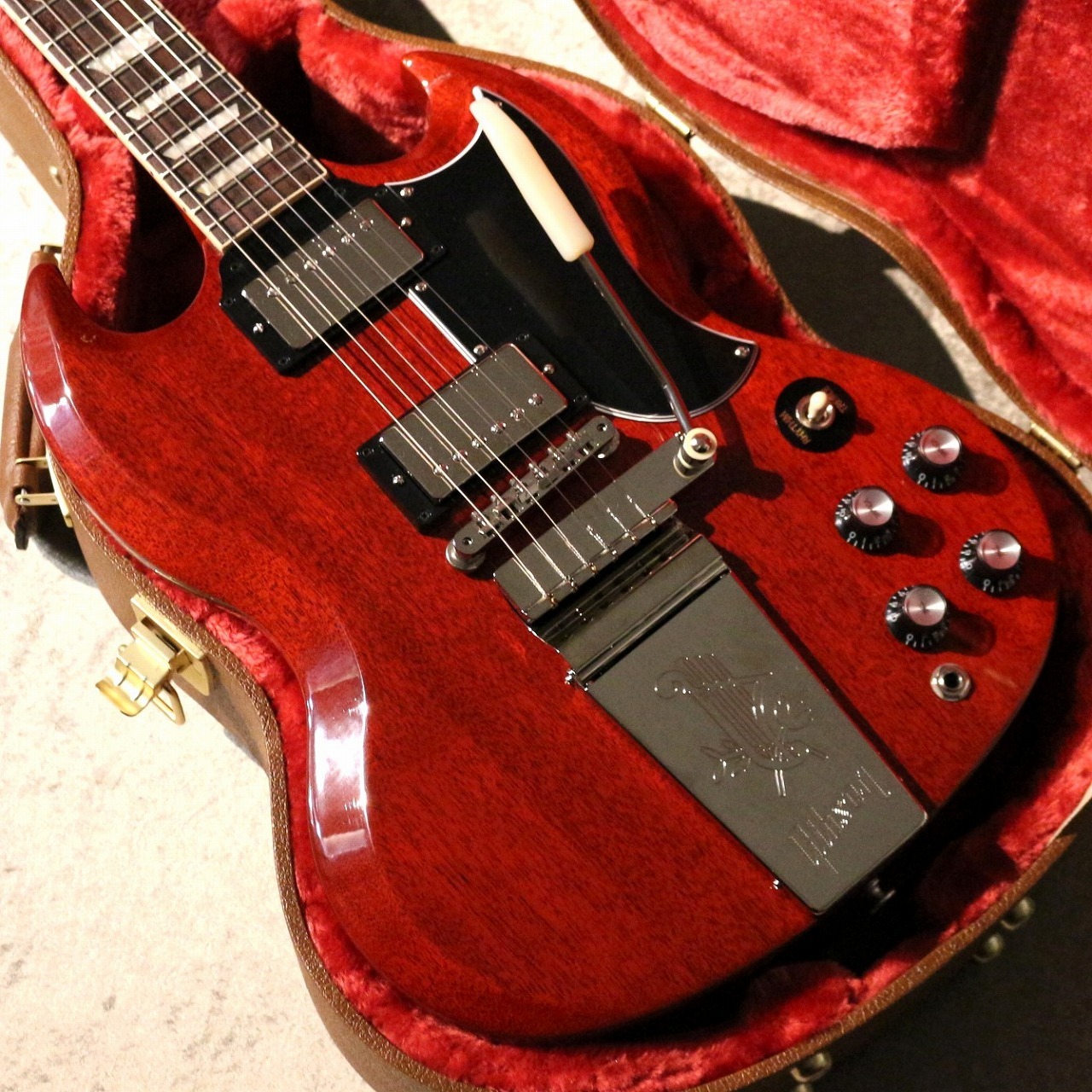 maestro SGギター Amazon | Gibson SG Standard 61 Maestro Vibrola Vintage Cherry SG