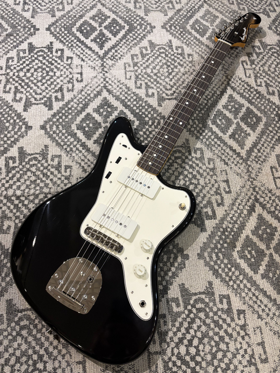 ギター vanzandt JMV-R2 Vanzandt JMV-R2 Black 