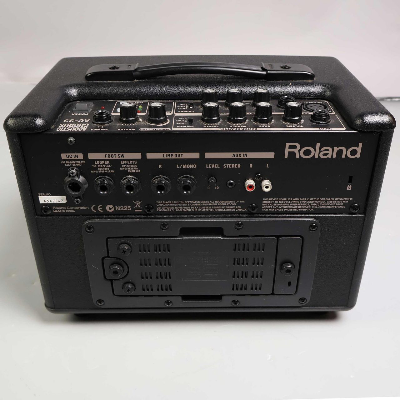 Roland AC-33 Acoustic Chorus アコースティックギター用 ステレオアンプ 【中古】（中古/送料無料）【楽器検索デジマート】