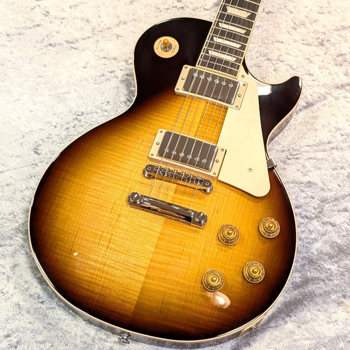 TAJIMA ギター　定価93000円　ほとんど弾いていません。レスポール TAJIMA ギター 定価93000円 ほとんど弾いていません。レスポール