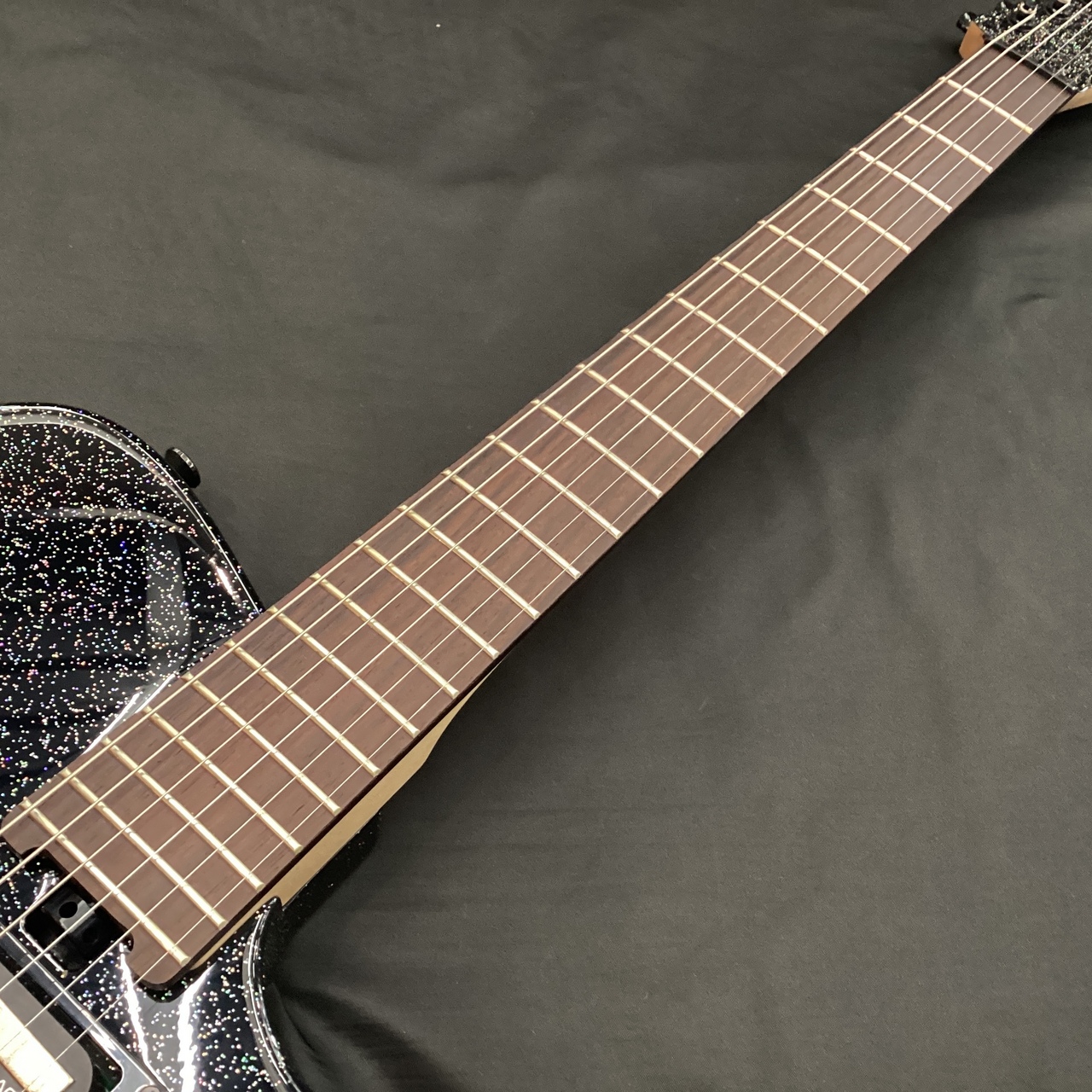 Marverick ギター maverick_bk.jpg