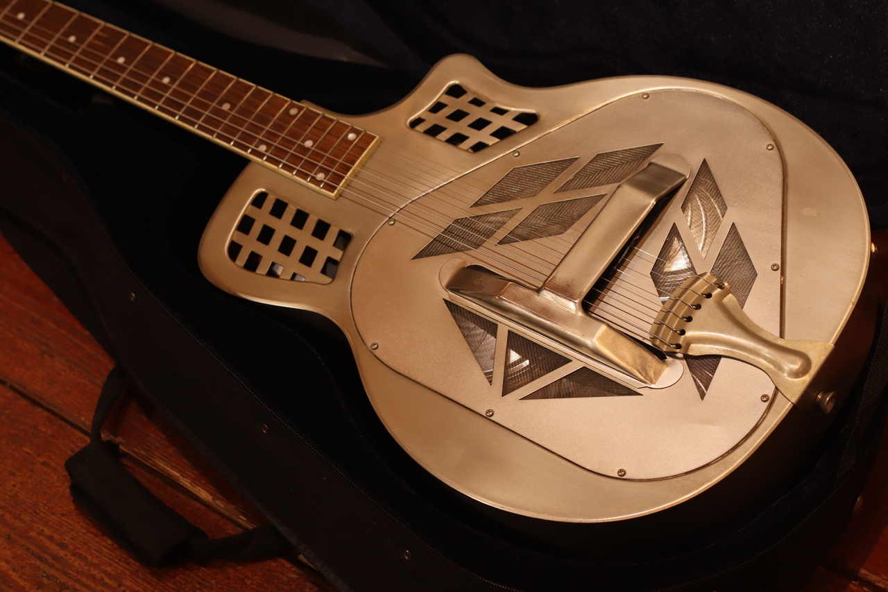 Republic Guitars トライコーン Tricone リゾネーター Republic Guitars トライコーン Tricone リゾネーター - メルカリ