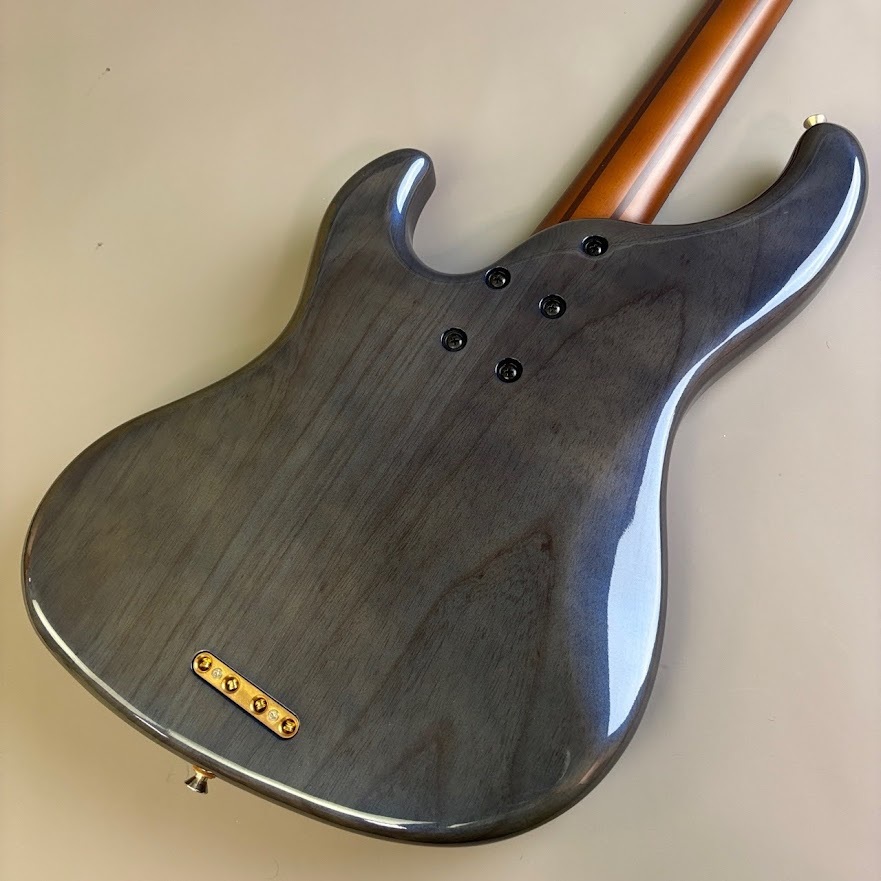 RYOGA Val-B443A 日本製　エレキベース　美品 エレキベース】RYOGA Val-B443A/B543A｜重量バランスやネック
