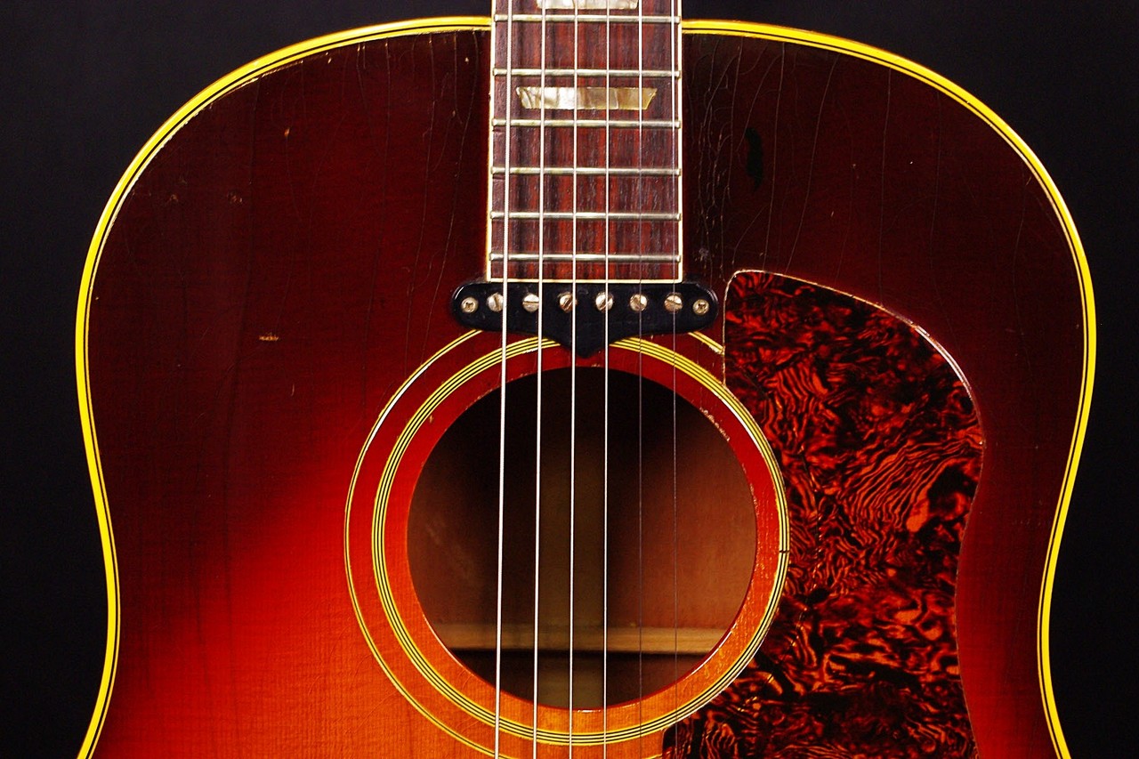 Gibson J-160E（ビンテージ）【楽器検索デジマート】