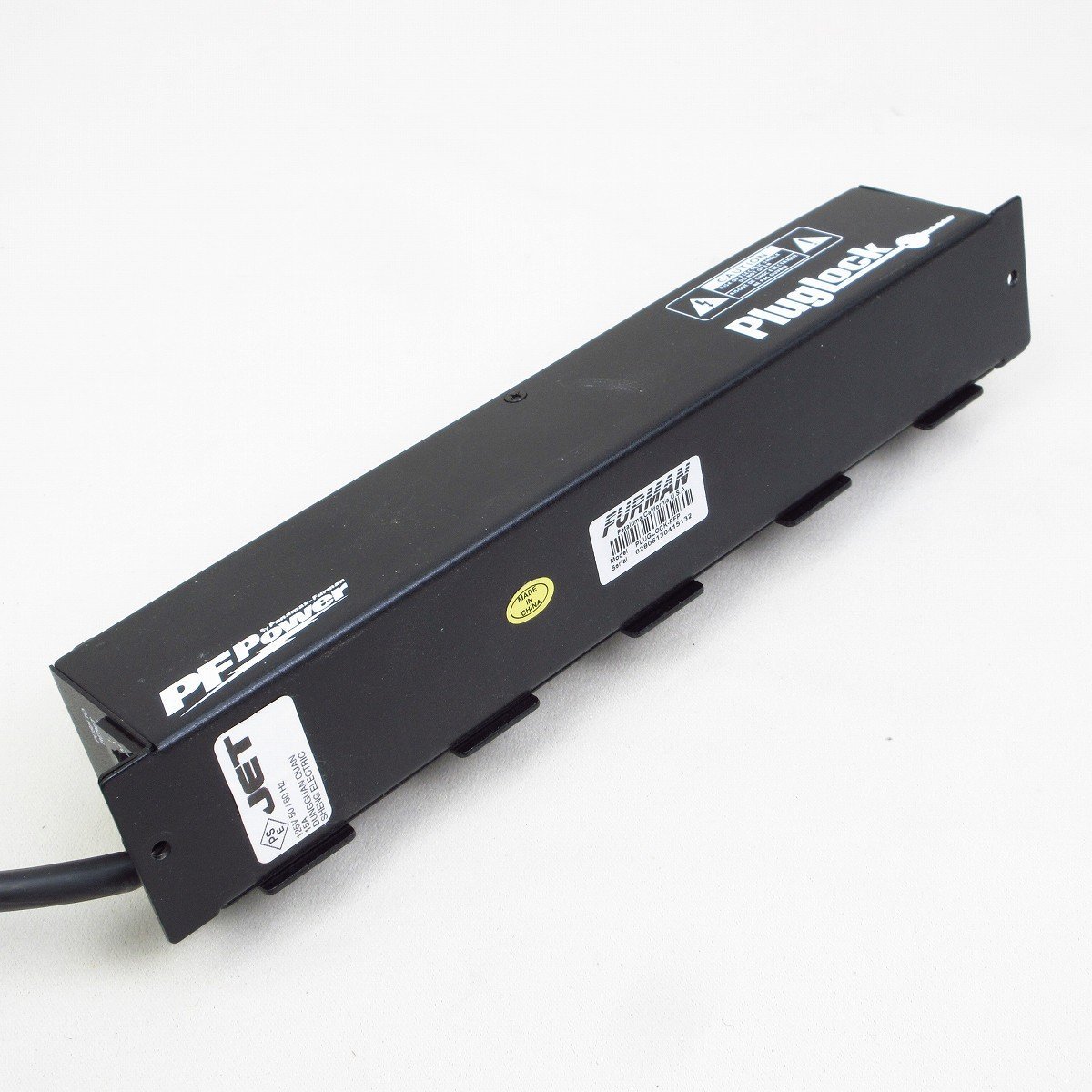 その他 FURMAN Plug Lock Furman Plug Lock Locking Outlet Strip | Sweetwater