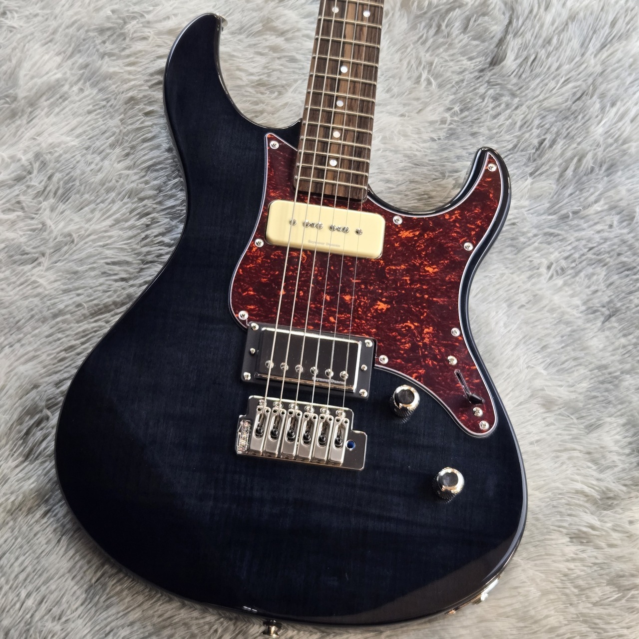 YAMAHA PACIFICA611VFM - Translucent Black【現物画像】【3.65kg】【9