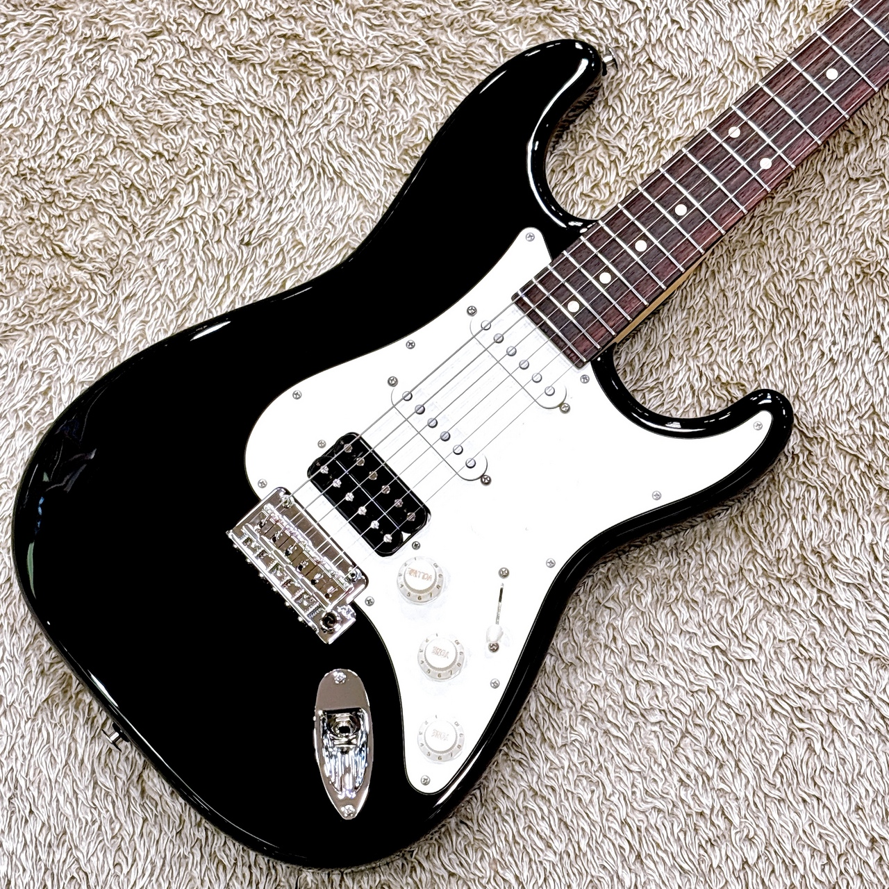 Suhr Classic S HSS Black / Rosewood【アウトレット特価