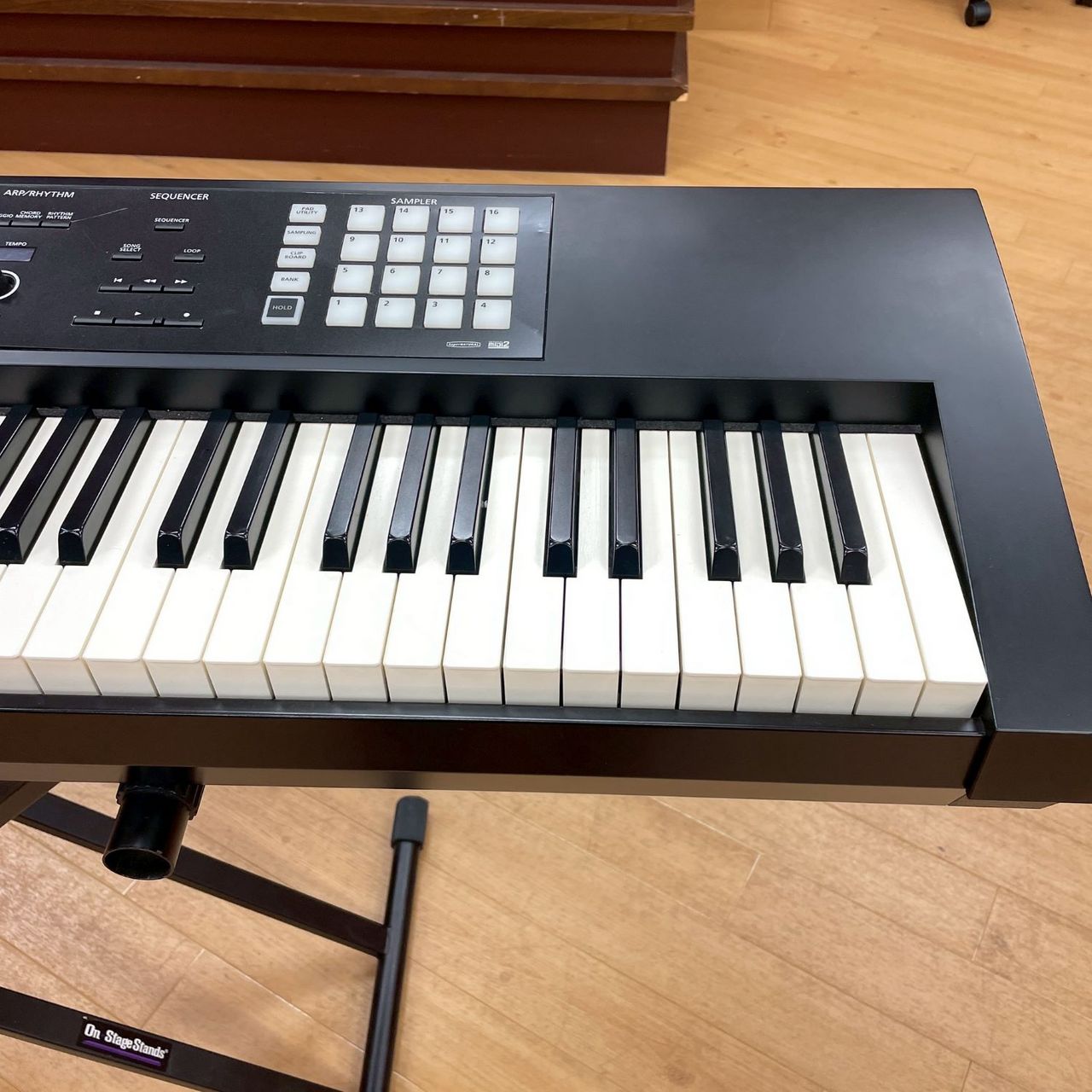 Roland FA-08 シンセサイザー　美品　可動品　アンプ　イス　台付き Roland FA-08 シンセサイザー 美品 可動品 アンプ イス 台付き