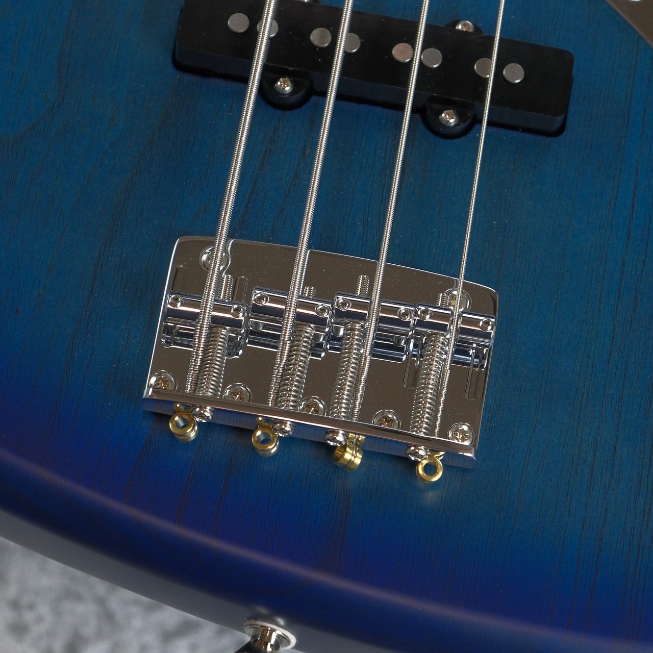 FUJIGEN(FGN) KNJB100MBAH - Matte Seethru Blue Burst-【4.48kg