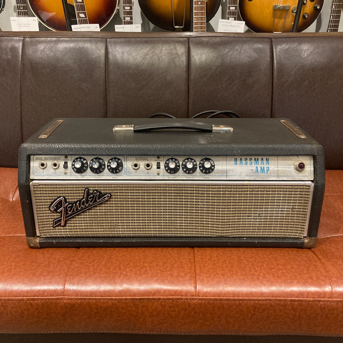 Fender 1968 Bassman Head Silver Face / Drip Edge / Black Line