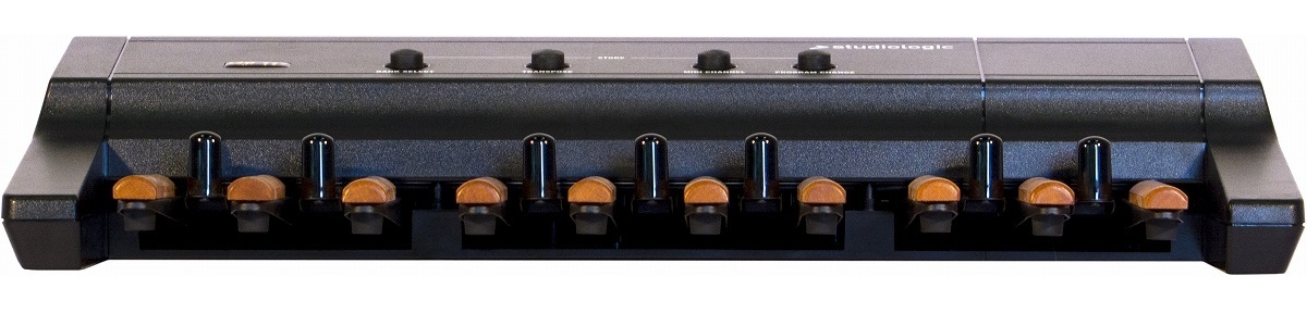 Studiologic MP-117 17鍵MIDI足鍵盤【WEBSHOP】（新品/送料無料