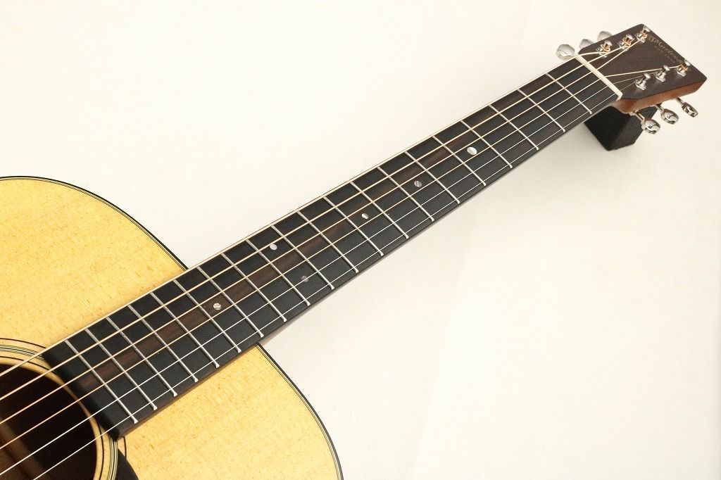 Martinのエレキギター Amazon | Martin アコースティックギター X Series 000-X2E-01