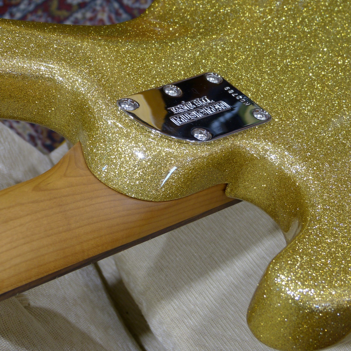 MUSICMANStingRay5HH 2020年製 llic Gold MUSICMANStingRay5HH 2020年製 llic Gold MUSICMANStingRay5HH 2020年