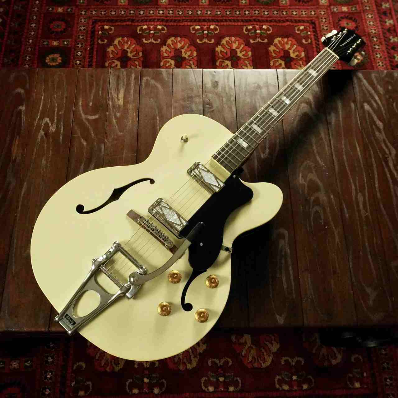 KING SNAKE Lester w/Bigsby B12 Black Bellied Yellow（新品）【楽器検索デジマート】