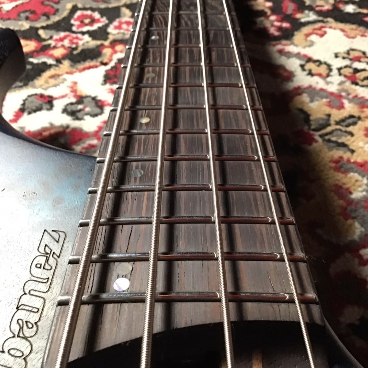 Ibanez EHB1500【4弦ヘッドレスベース】（新品/送料無料）【楽器