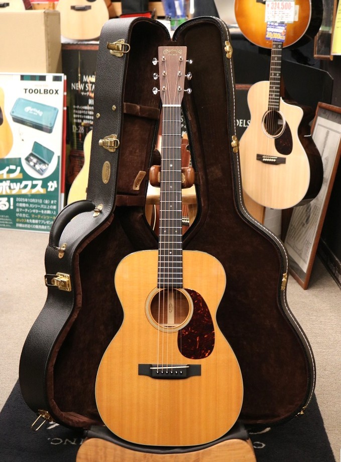 美品　Martin D-18V Martin D-18 Street Legend マーチン 【 ららぽーと磐田店