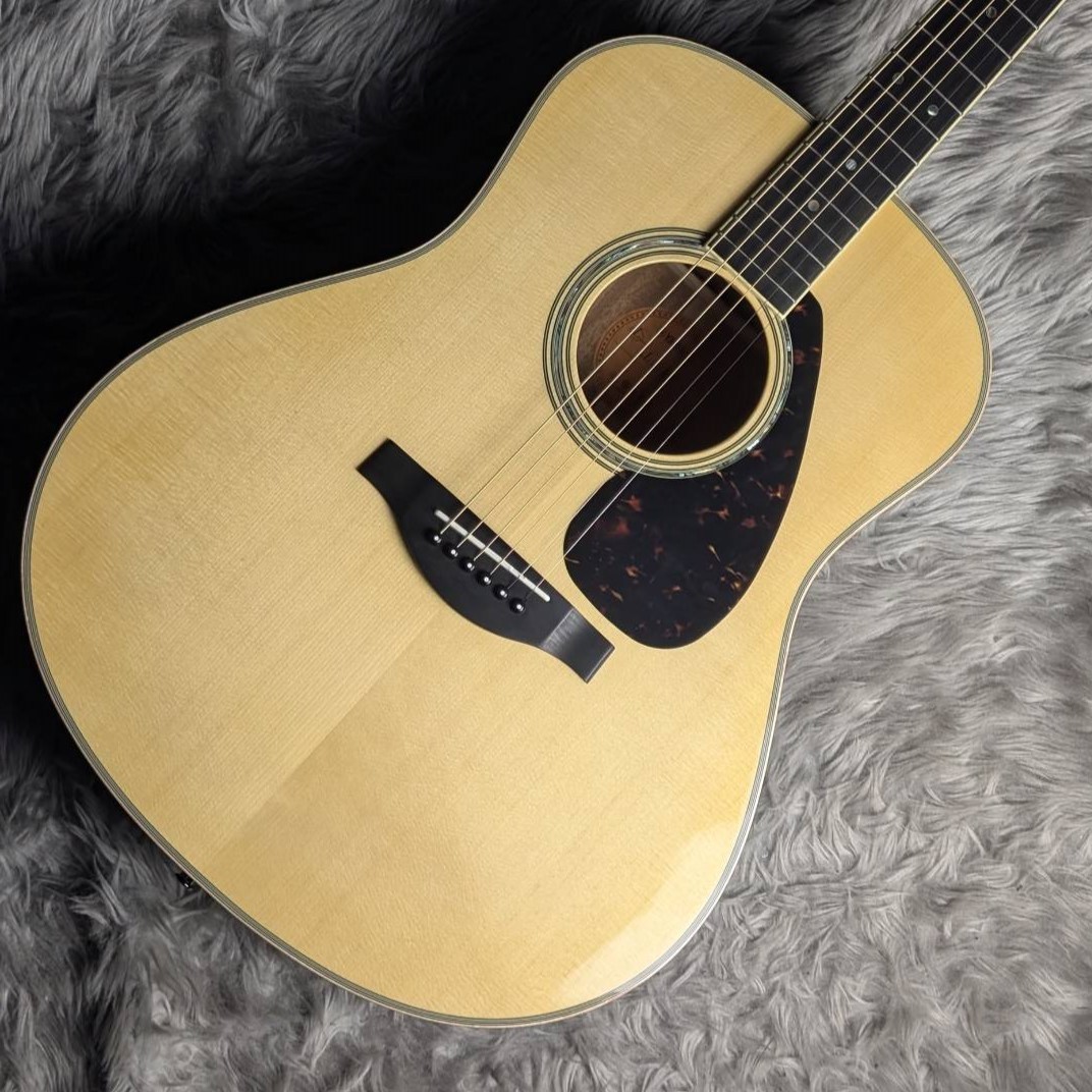 YAMAHA LL16 ARE