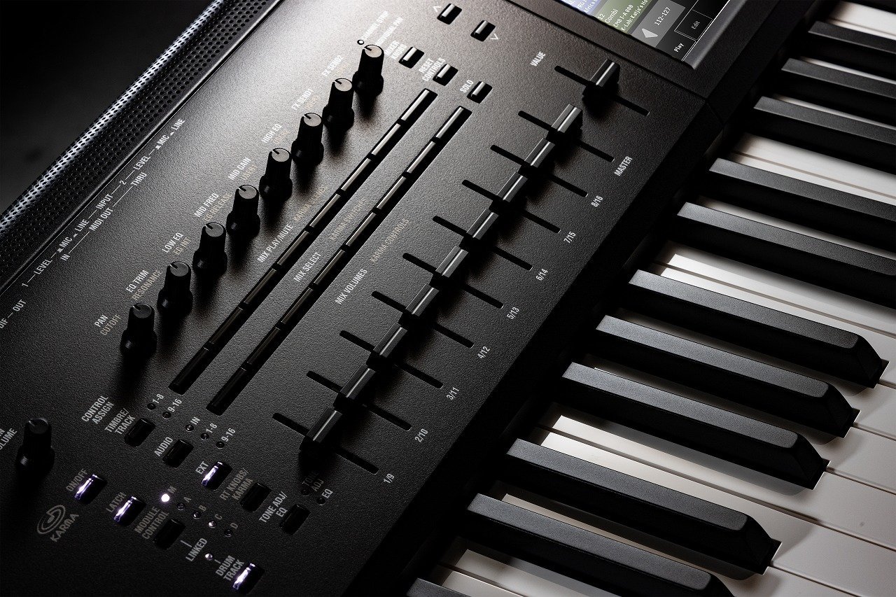 KORG KRONOS 61鍵モデル (KRONOS3-61) MUSIC WORKSTATION KORG KRONOS 61鍵モデル (KRONOS3-61) MUSIC WORKSTATION